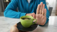 Miksi kahvista kannattaa luopua: 4 selvää merkkiä siitä, että on aika lopettaa sen juominen