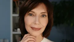 Nuorentava meikki: näin korostat huulia tyylikkäästi 50 ikävuoden jälkeen